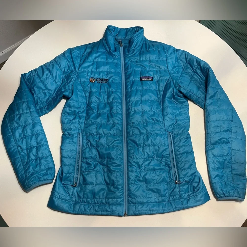 Patagonia Women's Puffer Jacket - Picture 1 of 8